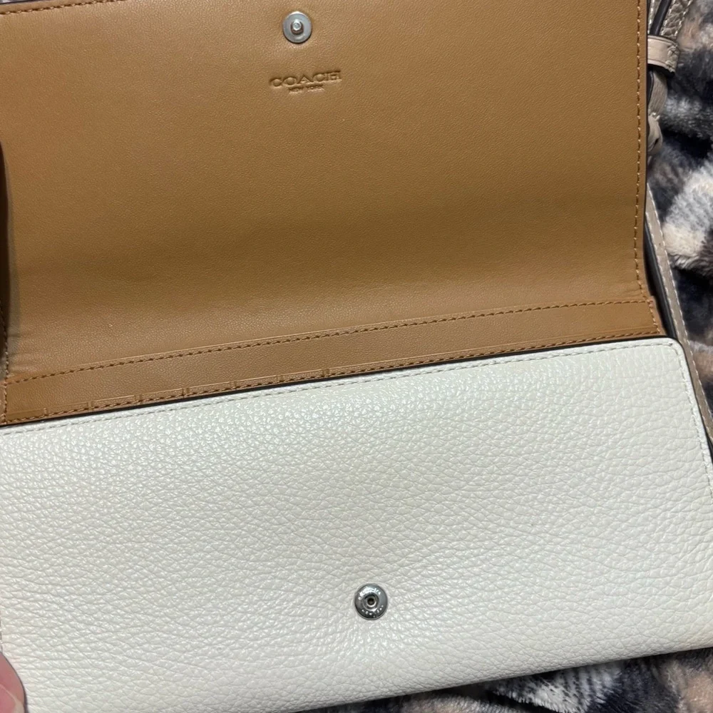 Coach Beige Teri Hobo Leather Shoulder Bag and Wallet Set - Picture 3 of 9